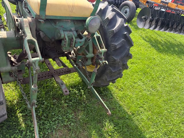 Image of John Deere 320 equipment image 4