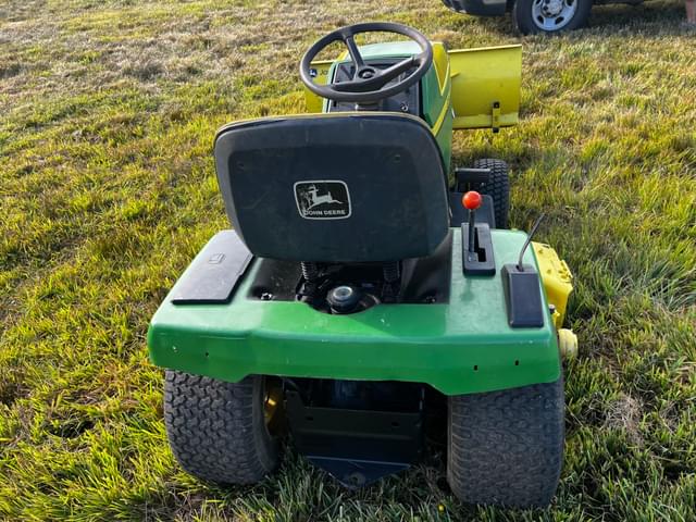 Image of John Deere 320 equipment image 3