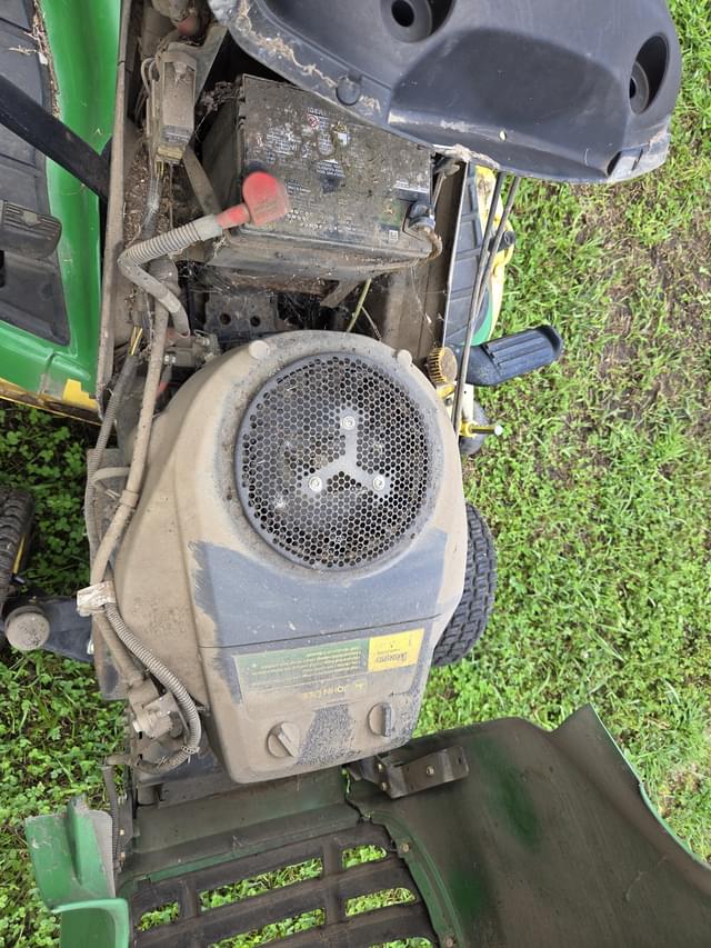 Image of John Deere 320 equipment image 2