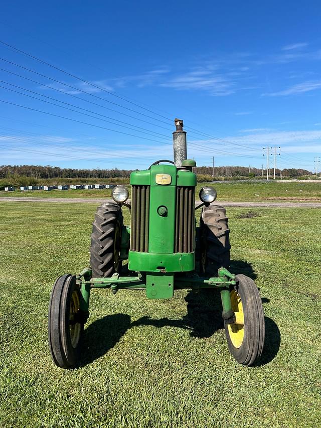 Image of John Deere 320 equipment image 2