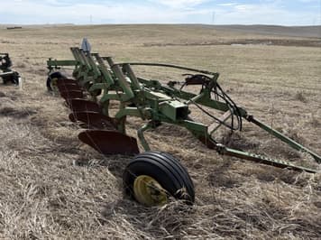 Main image John Deere 3200