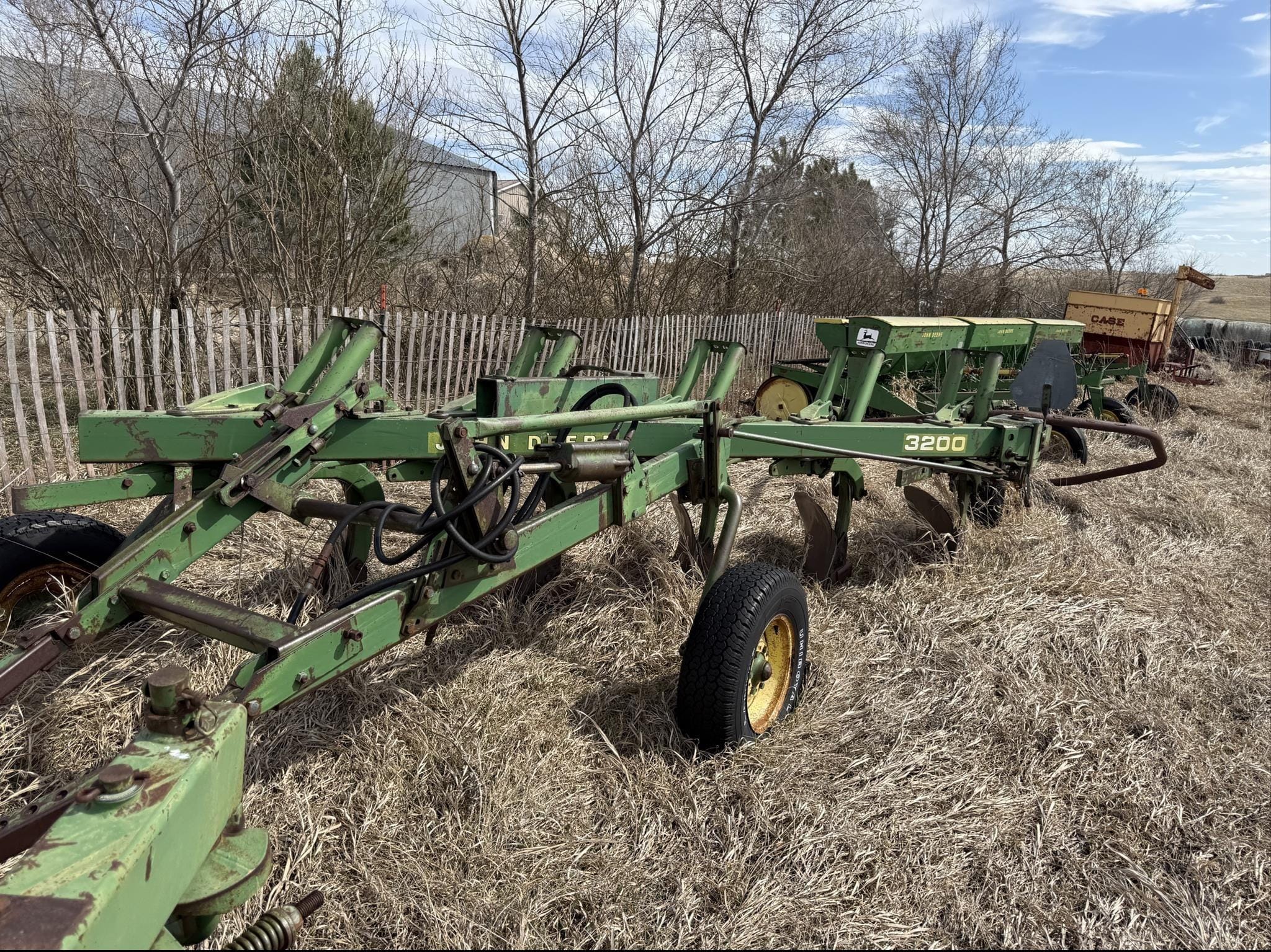 John Deere 3200 Equipment Image0
