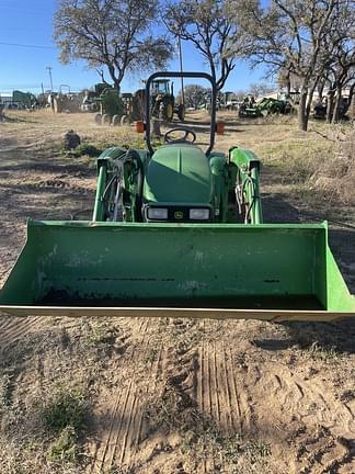 Image of John Deere 3203 equipment image 4