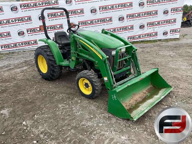 Image of John Deere 3203 equipment image 2