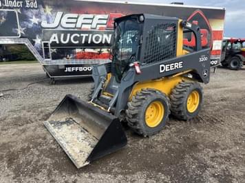 Main image John Deere 320D