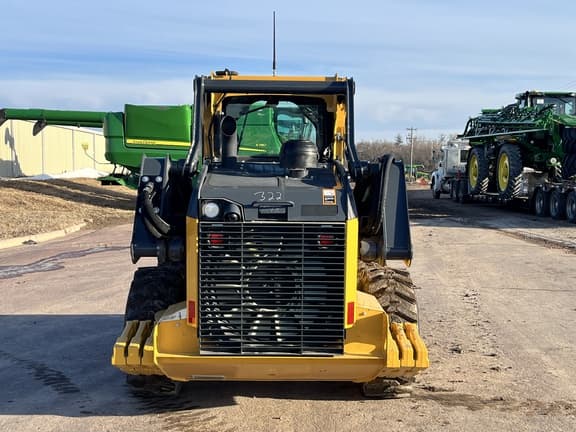Image of John Deere 320G equipment image 3