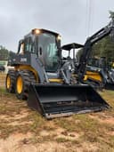 John Deere 320G Image