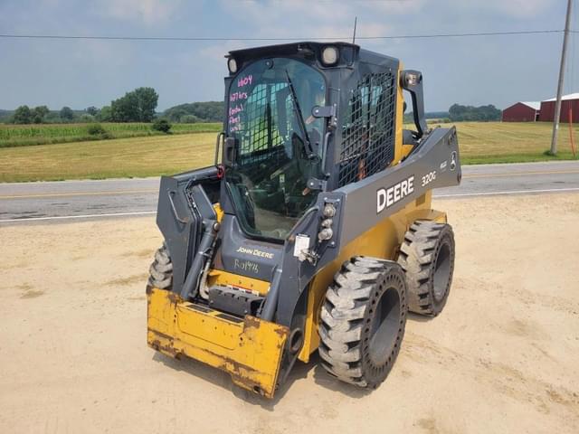 Image of John Deere 320G equipment image 1