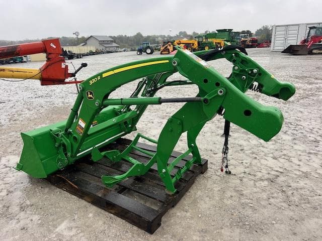 Image of John Deere 320R equipment image 2