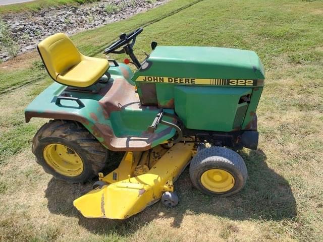 Image of John Deere 322 equipment image 2