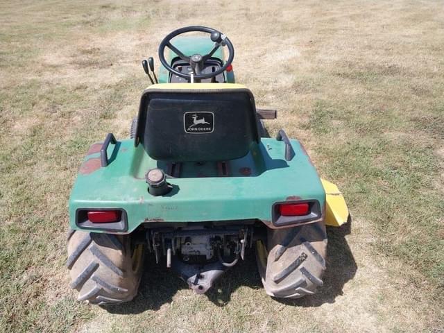Image of John Deere 322 equipment image 3
