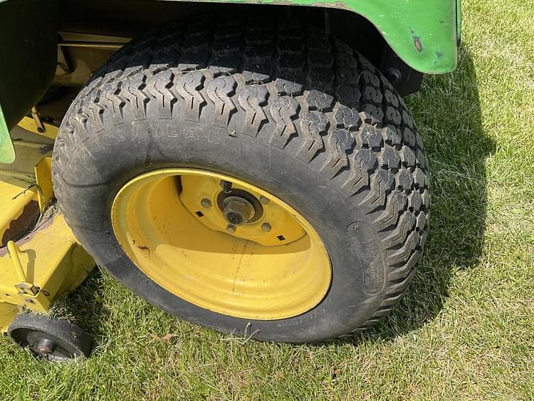 Main image John Deere 322 12
