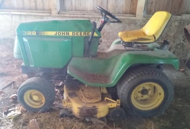 Image of John Deere 322 equipment image 4