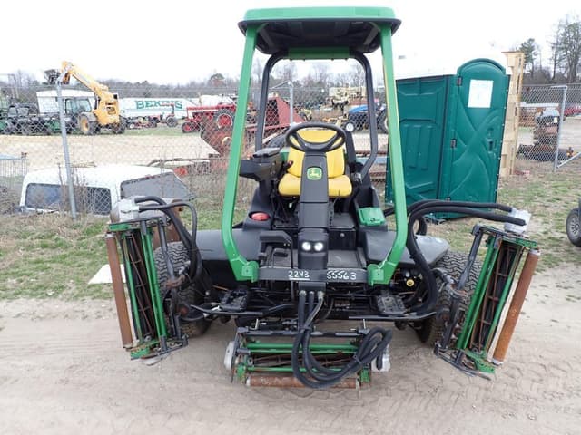 Image of John Deere 3225C equipment image 1