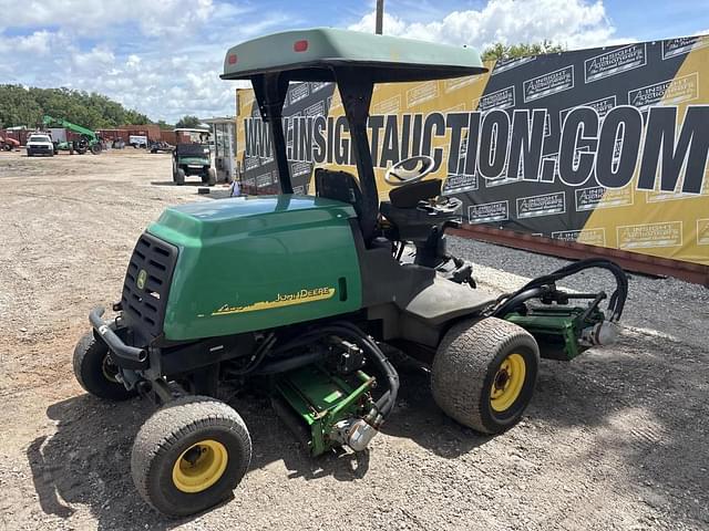 Image of John Deere 3225C equipment image 2