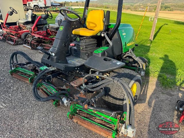 Image of John Deere 3225C equipment image 3