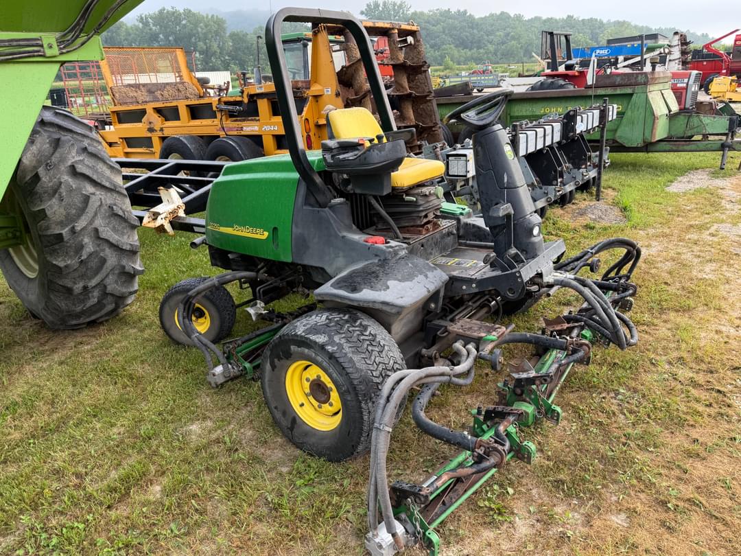 Image of John Deere 3225C Primary image