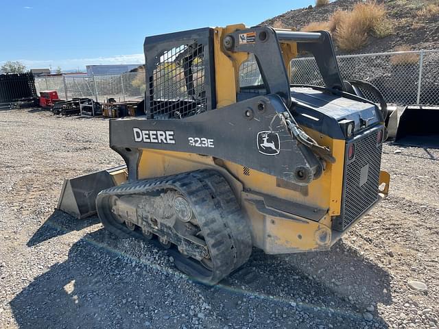 Image of John Deere 323E equipment image 2