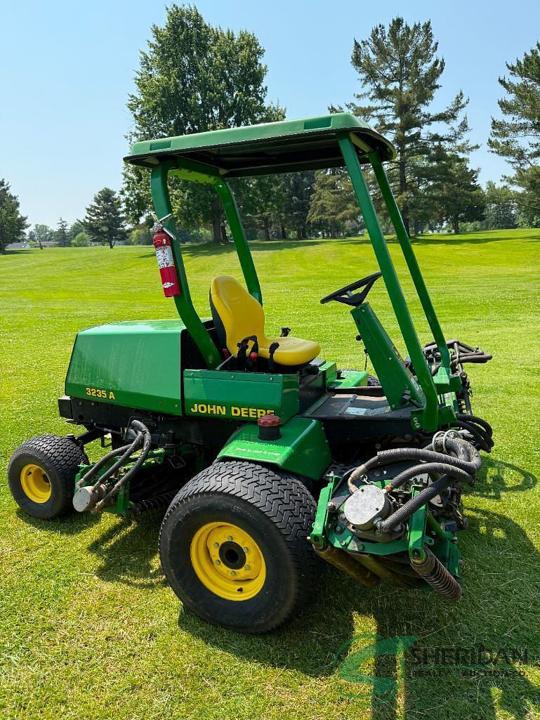Image of John Deere 3235 A Primary image