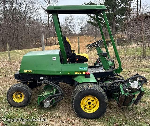 Image of John Deere 3235 A equipment image 3