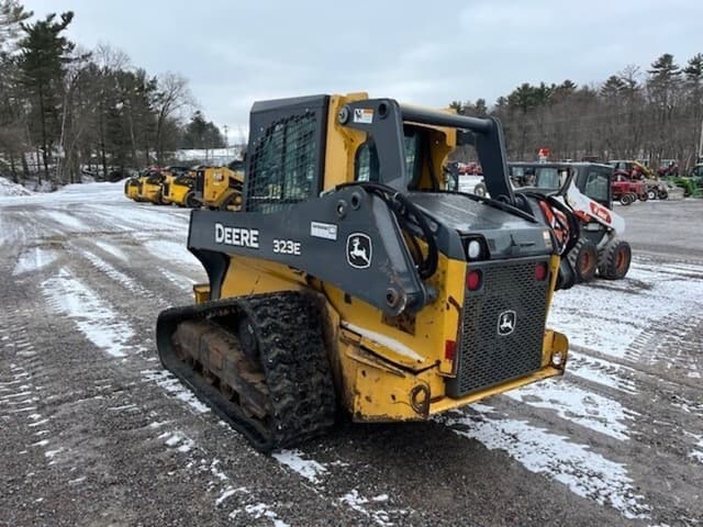 Image of John Deere 323E equipment image 4