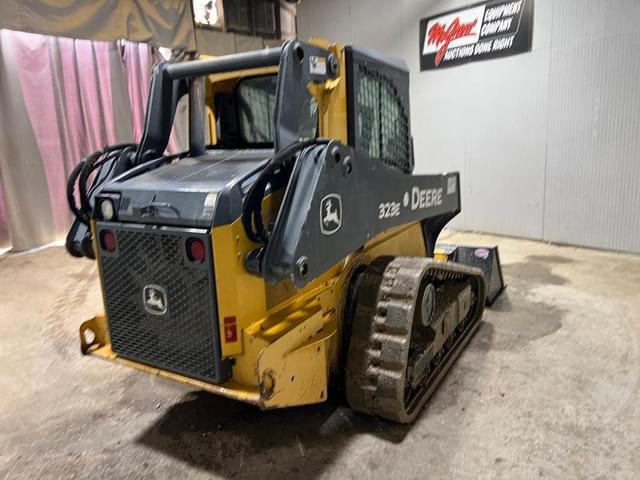 Image of John Deere 323E equipment image 4