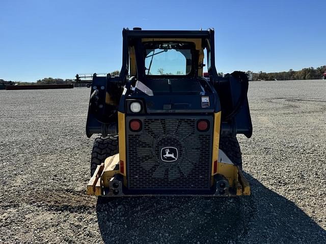 Image of John Deere 324E equipment image 2