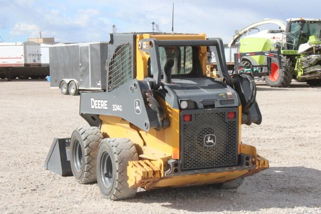 Image of John Deere 324G equipment image 3