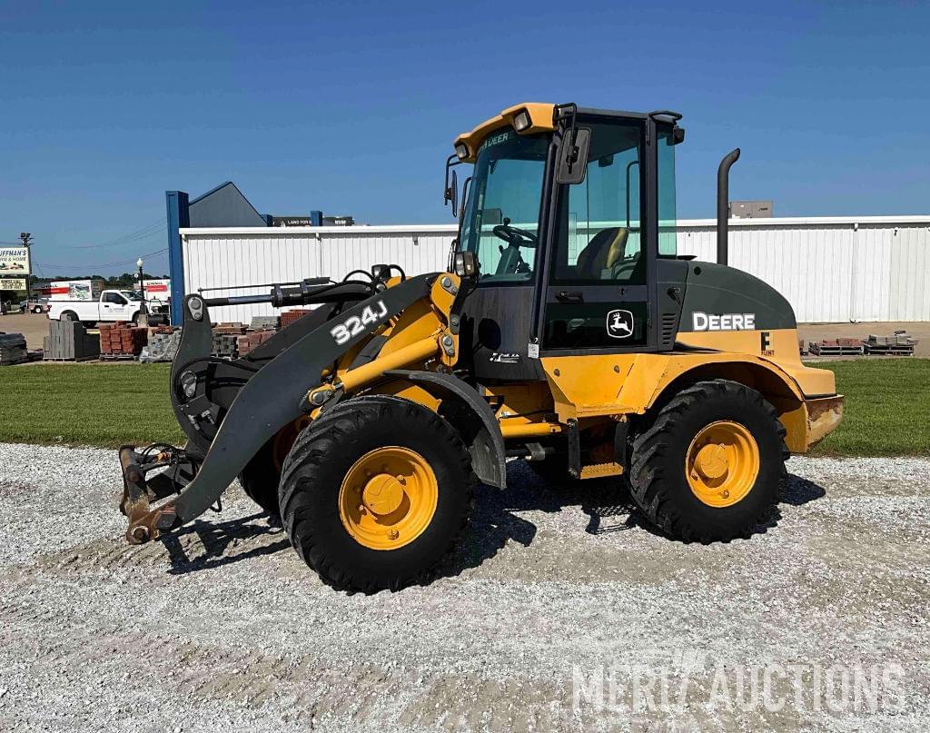Image of John Deere 324J Primary image
