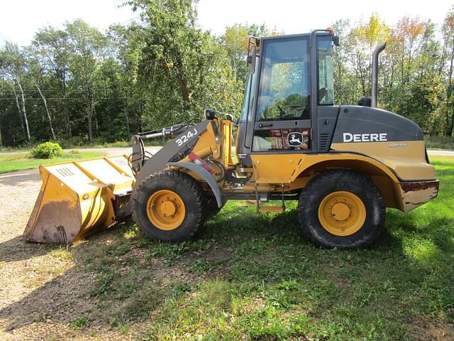 Image of John Deere 324J equipment image 1