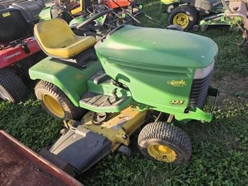 Main image John Deere 325