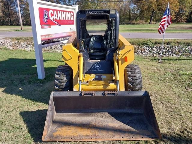 Image of John Deere 325 equipment image 1