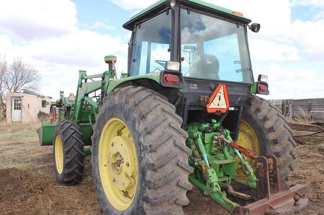Image of John Deere 3255 equipment image 3