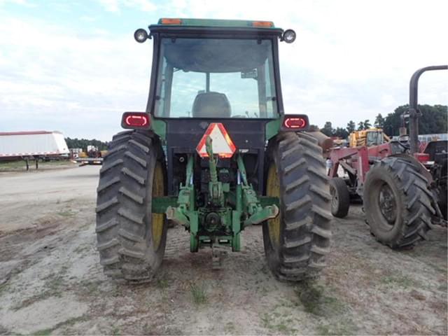 Image of John Deere 3255 equipment image 3