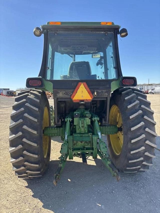 Image of John Deere 3255 equipment image 3