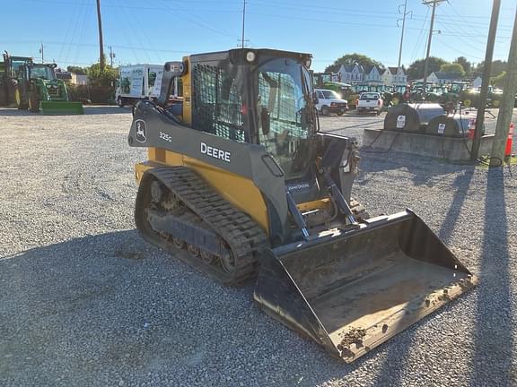 Image of John Deere 325G equipment image 1