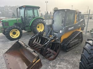 John Deere 325G Image