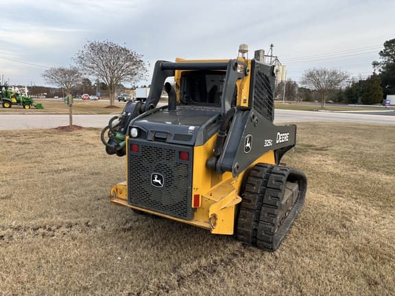 Image of John Deere 325G equipment image 3