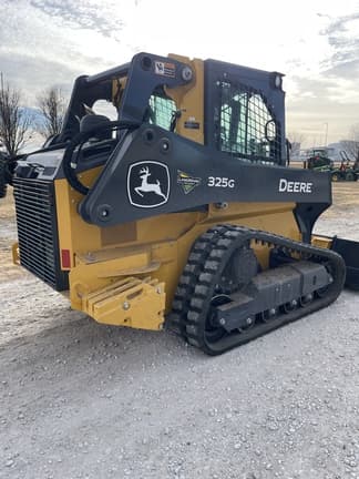 Image of John Deere 325G equipment image 4