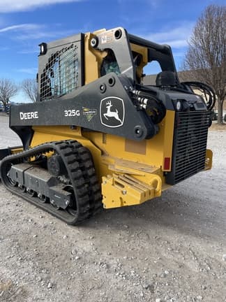 Image of John Deere 325G equipment image 1