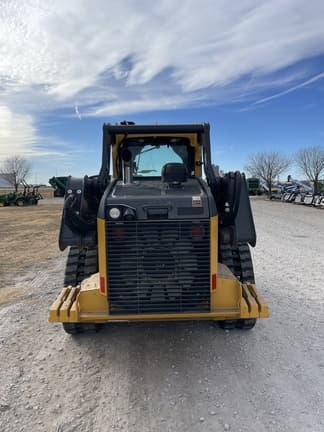 Image of John Deere 325G equipment image 3