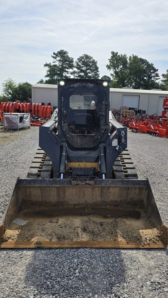 2023 John Deere 325G Equipment Image0