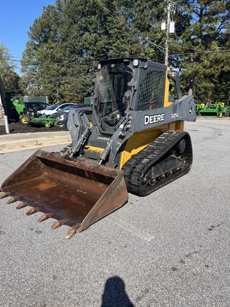 2018 John Deere 325G Equipment Image0