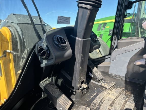 Image of John Deere 326P equipment image 1