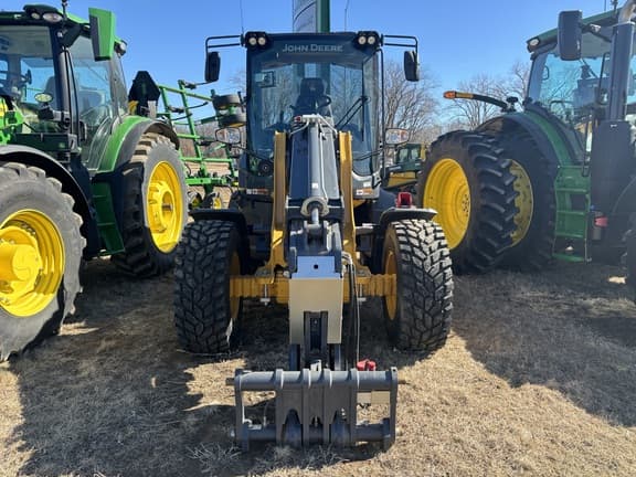 Image of John Deere 326P equipment image 2