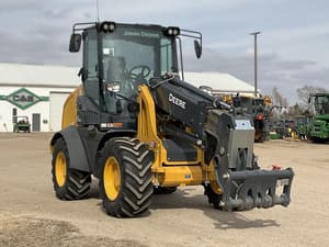 John Deere 326P Image