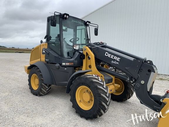 John Deere 326P Equipment Image0