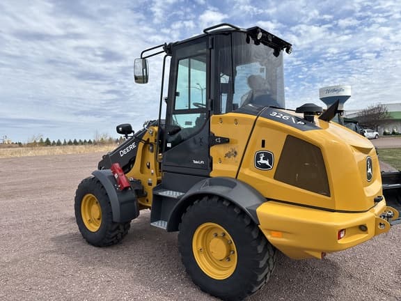 Image of John Deere 326P equipment image 2