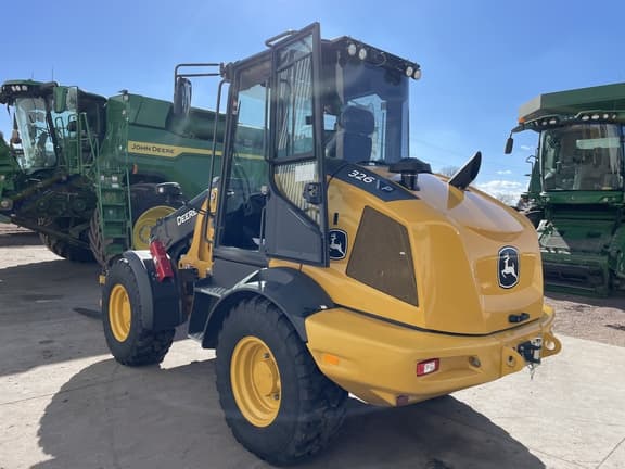 Image of John Deere 326P equipment image 4