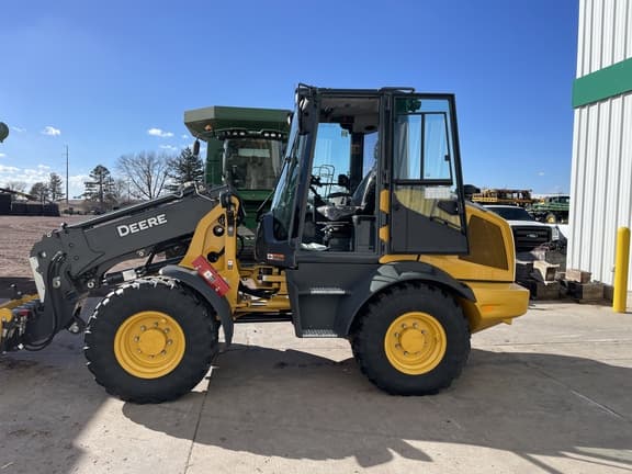 Image of John Deere 326P equipment image 3